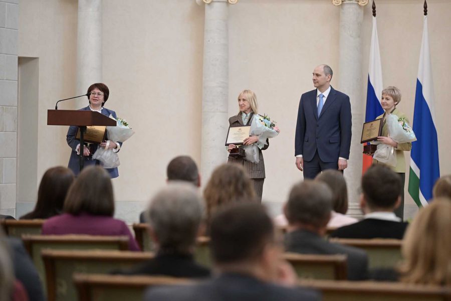 27f1faea4f7a0a4d8e8ba8f2a62b5526 900x